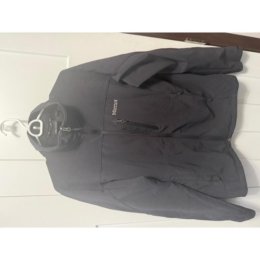Marmot Men's size large softshell jacket in black